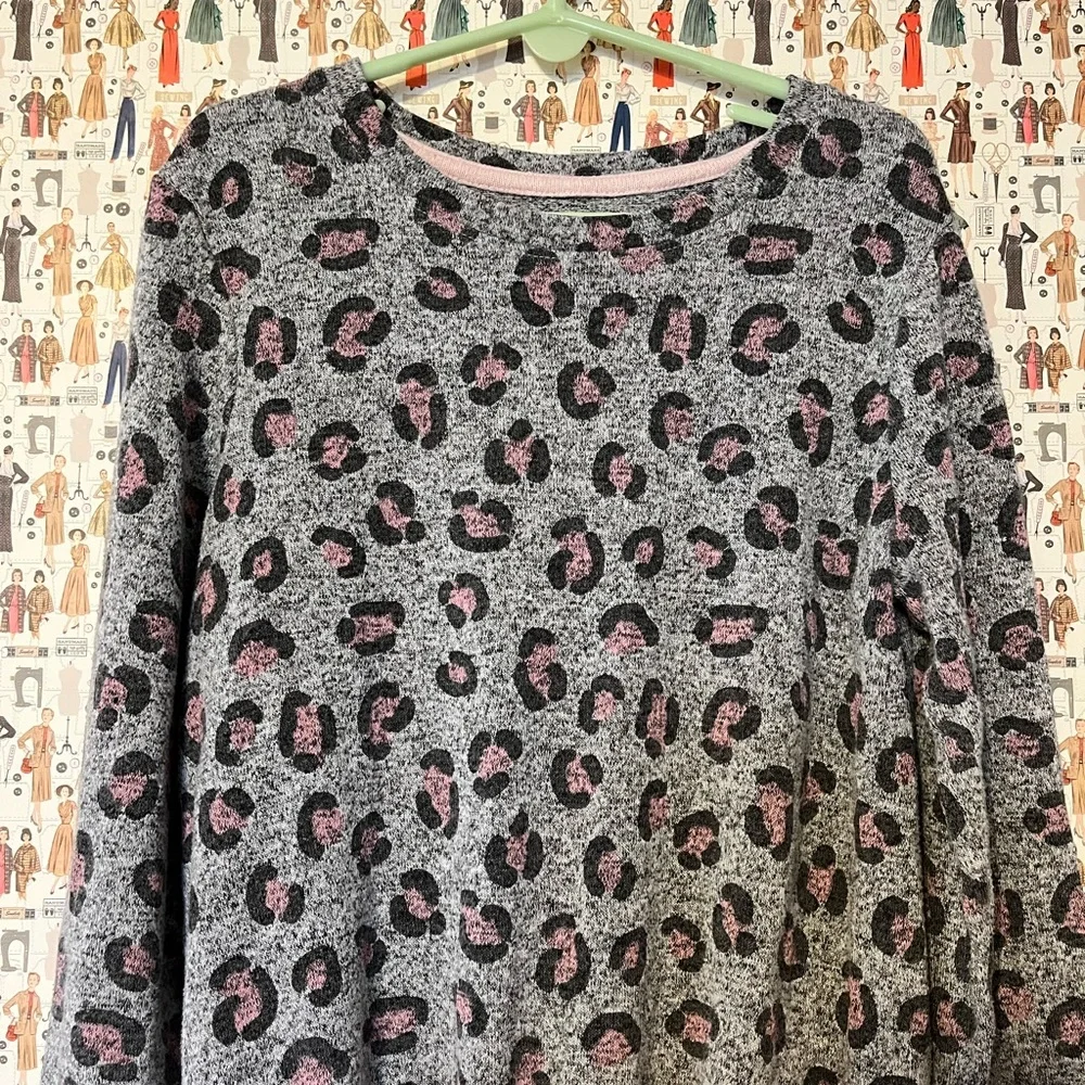 Cat & Jack top 🖤 - Picture 3 of 5